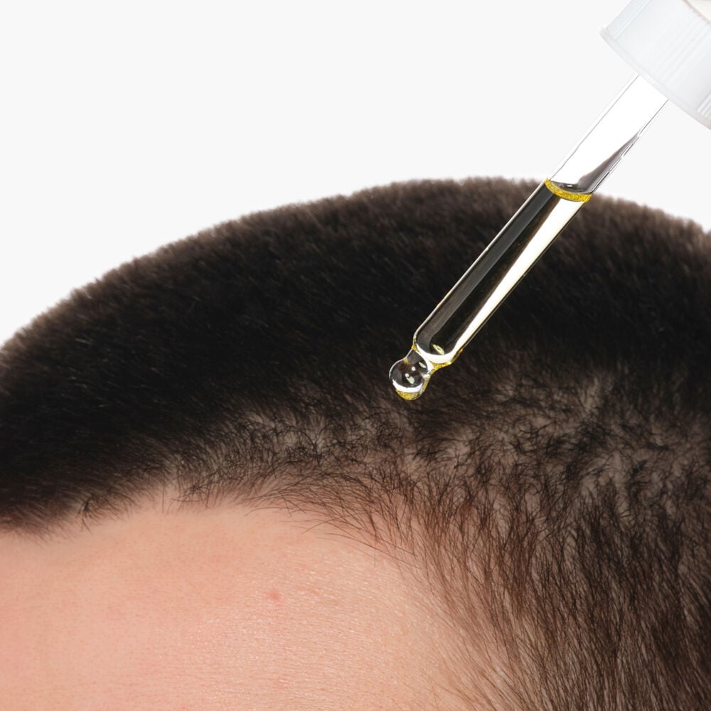 100% Cold-Pressed Virgin Marula Oil to Promote Radiant Skin - Image 3